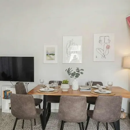 Stylish Maisonette With Beautiful Terrace Dom wakacyjny