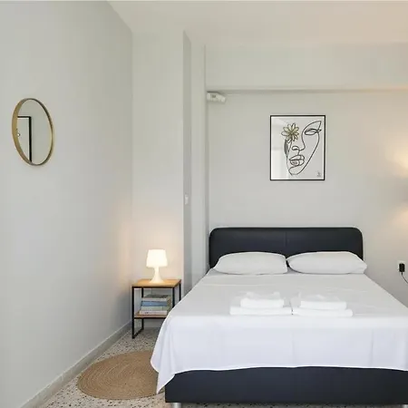別荘 Stylish Maisonette With Beautiful Terrace *
